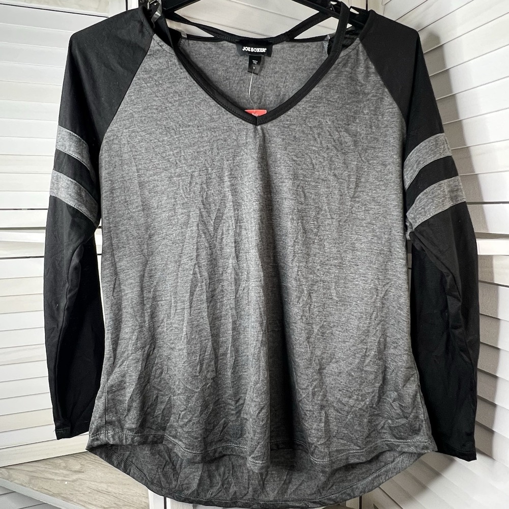Joe Boxer Women's Juniors Plus 1X Gray Black Raglan Long Sleeve V-Neck Tee NWT